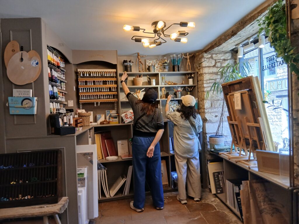 ストウオンザウォルド画材屋さん
