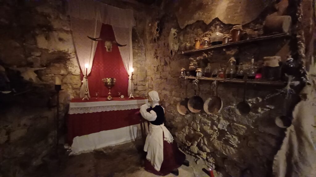 バルゴタの魔女のお祭り│魔女の儀式の様子
