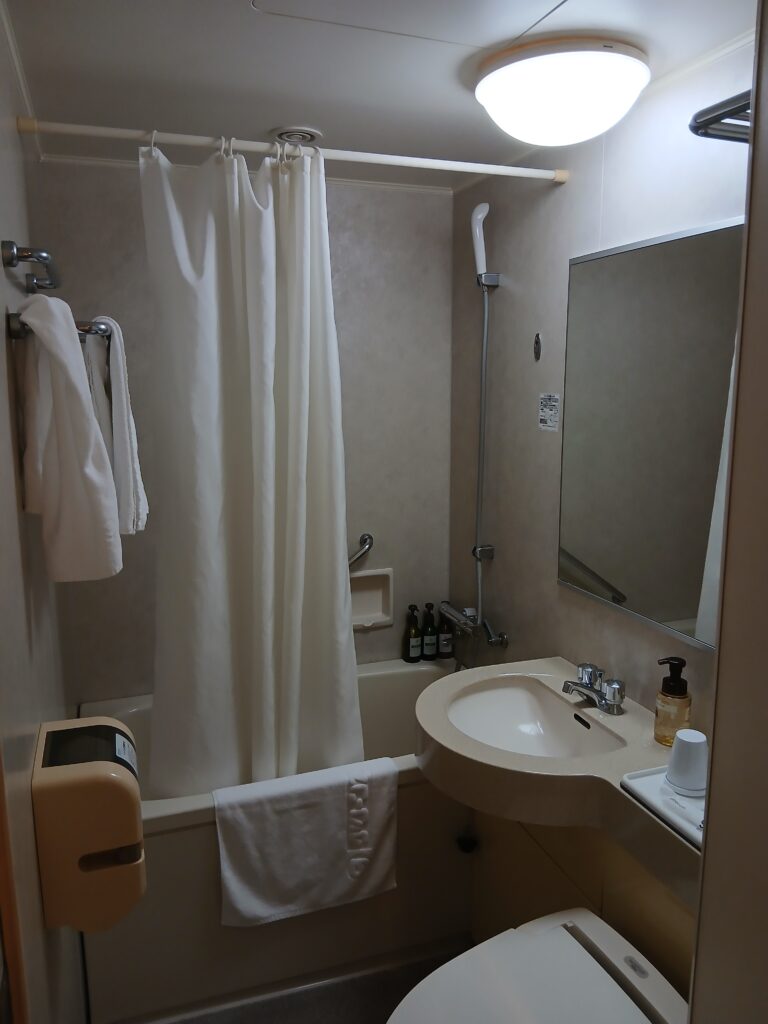 ホテルグリーンパークの宿泊したお部屋のバスルーム
